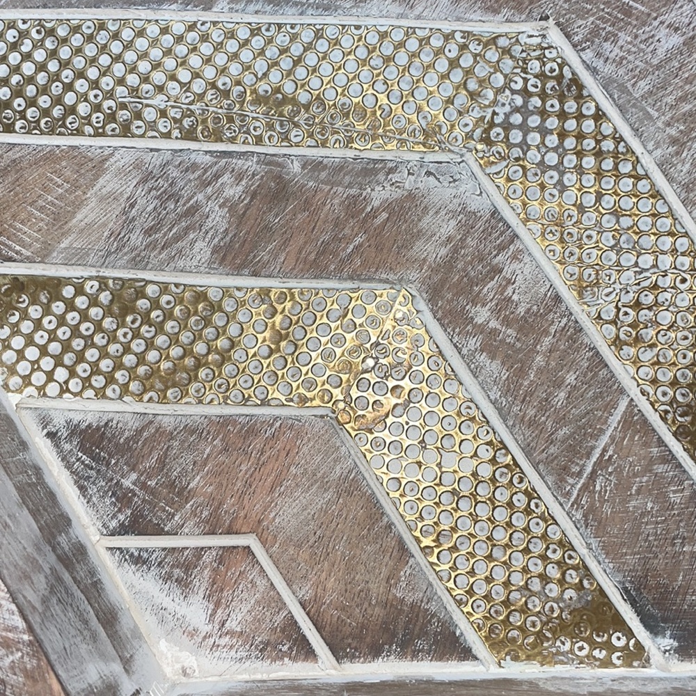 Unique Octagonal Distressed Natural Wooden Tray with Gold Accents ๐NWT! - Picture 11 of 16